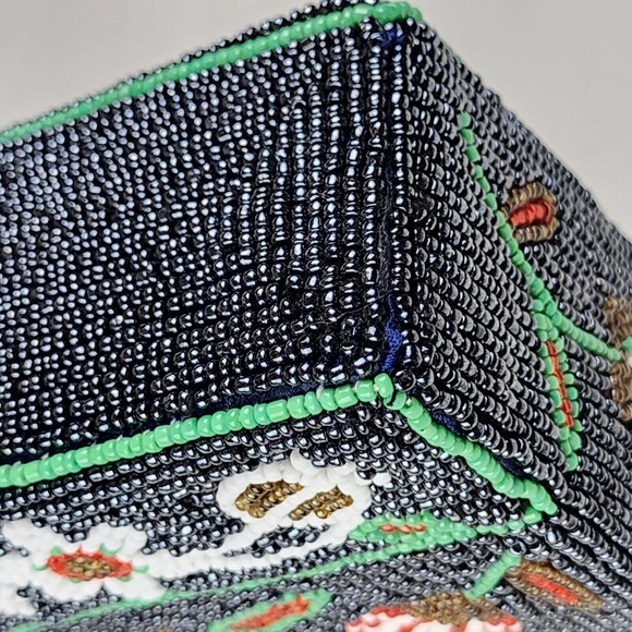 Vintage Handbag Glass Seed Beaded Floral Purse Black Red Flower Vietnamese - Picture 5 of 11